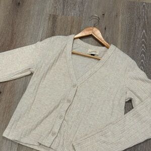 Universal Thread Women's Beige Cardigan Sweater